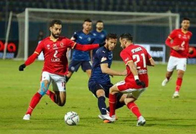 القنوات الناقلة لمباراة الاهلى ضد بيراميدز اليوم